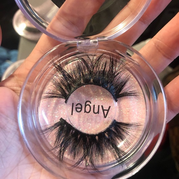 3D 25mm mink lashes - Picture 3 of 5